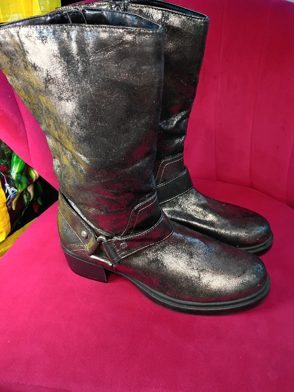 Simply Vera Vera Wang Metallic Black Combat Boots
